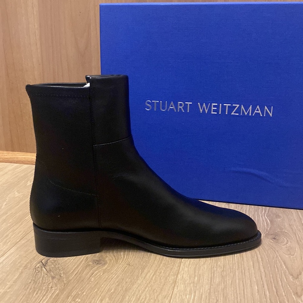 Stuart Weitzman 5050 black leather bootie 6.5
